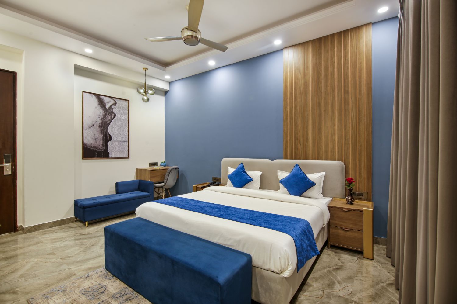 Presedential Suit Rooms Sector 143, Noida